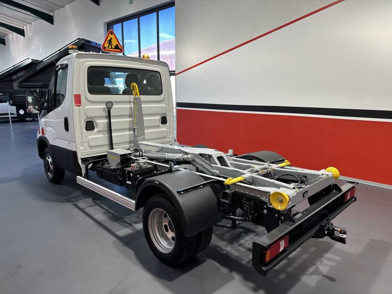 Iveco polybenne à Manosque 04