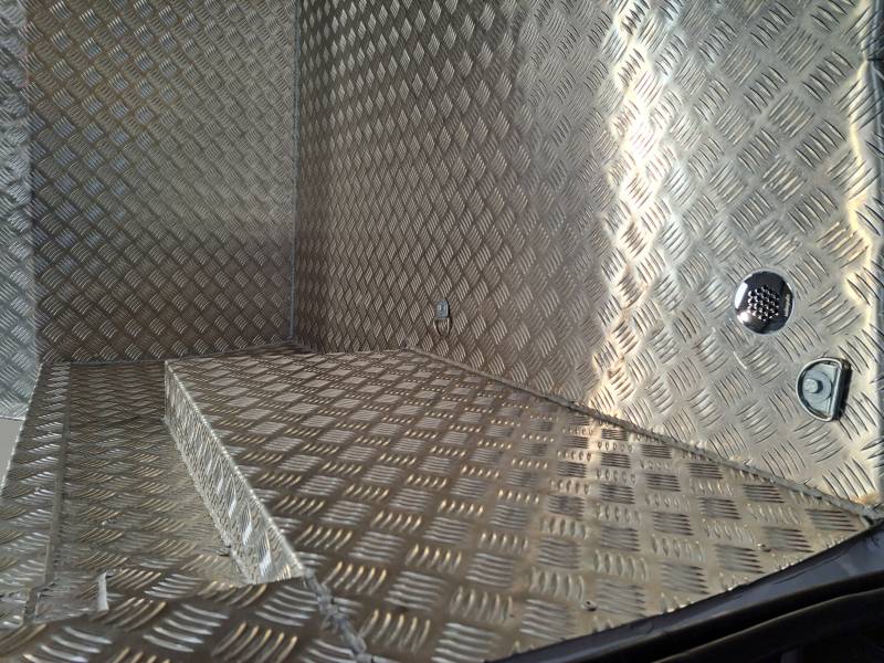 Transformer mon utilitaire en pick up à Marseille 13