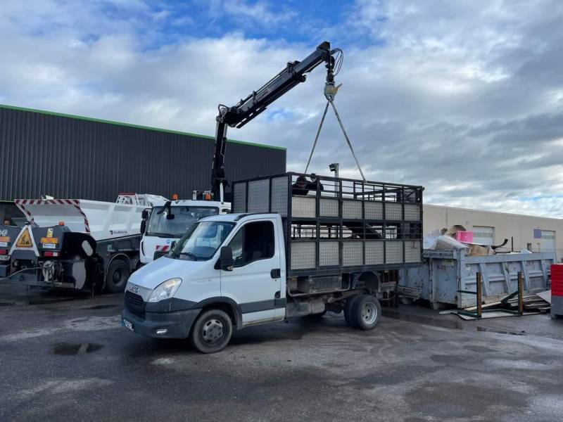 RECONDITIONNEMENT BETAILLERE SUR CHASSIS CABINE DANS LES ALPES DE HAUTE PROVENCE