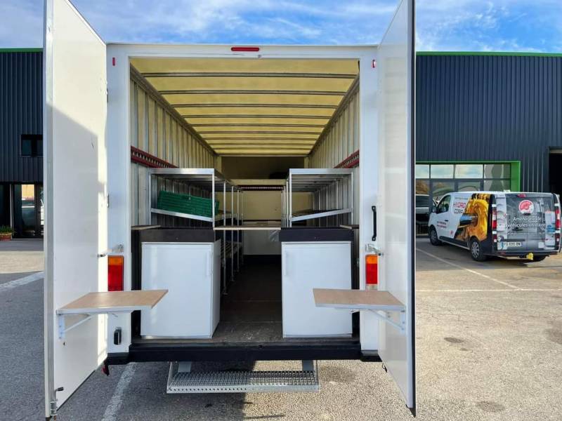 VEHICULE DISTRIBUTION ALIMENTAIRE PROVENCE ALPES COTE D AZUR